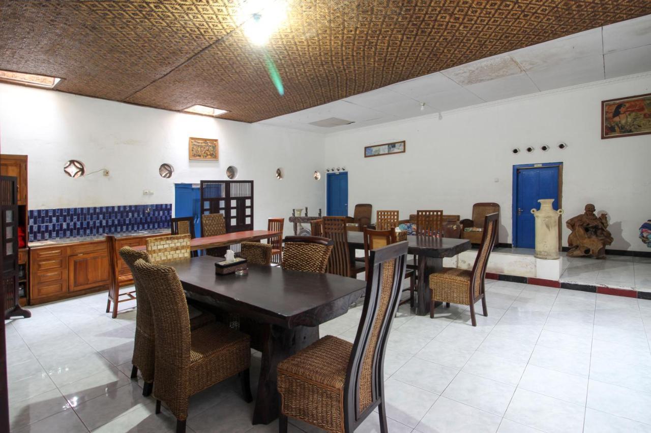 Reddoorz Near Rumah Sakit Wirosaban Salakan Luaran gambar
