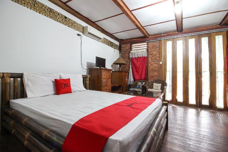 Reddoorz Near Rumah Sakit Wirosaban Salakan Luaran gambar